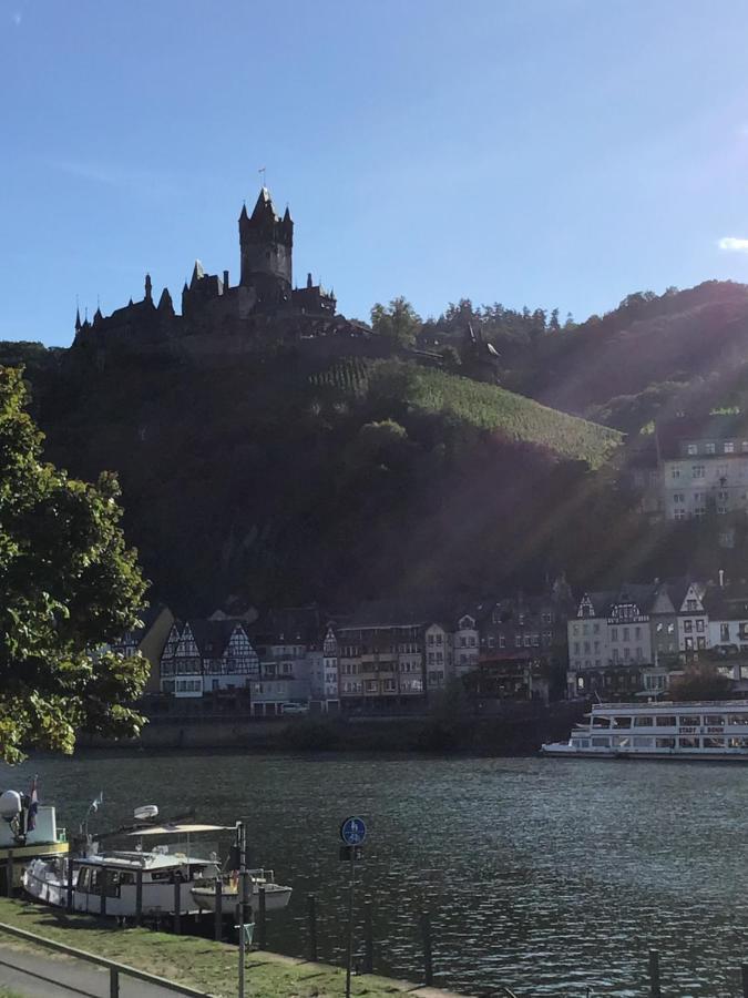 Attraktive Wohnung-Elztalidyll-zwischen Mosel,Nürburgring und Burg Eltz Kollig Exterior foto